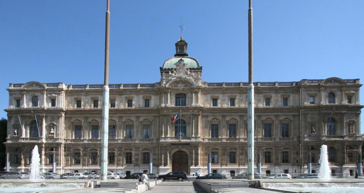 Joli T2 Moderne Au Coeur De Marseille - Place Castellane Εξωτερικό φωτογραφία